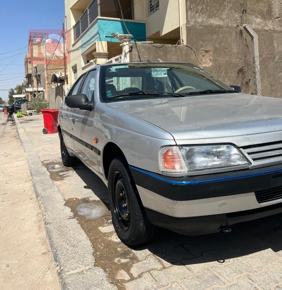 بيجو 405